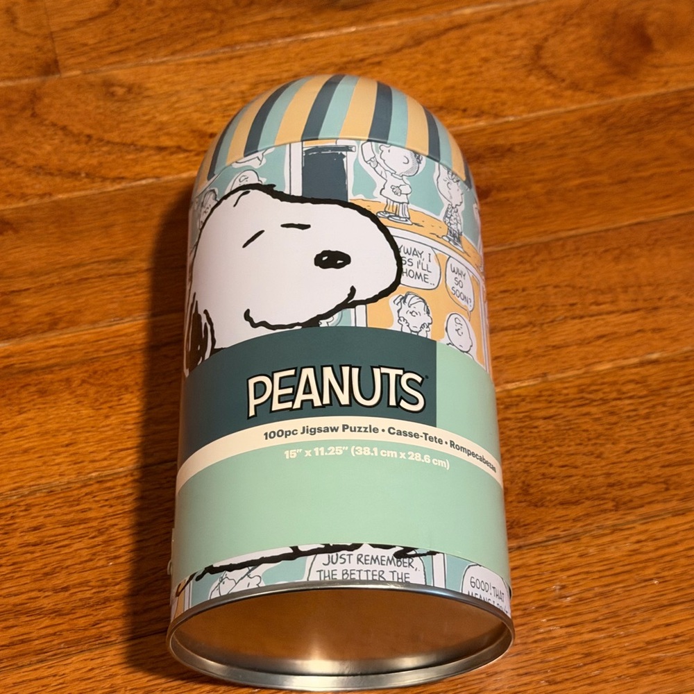 Peanuts Puzzle Tin with Snoopy Artwork in Teal and Cream